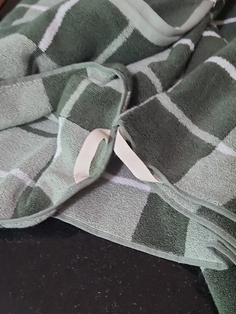 Nate Berkus Forest Green and White Plaid Towel Set